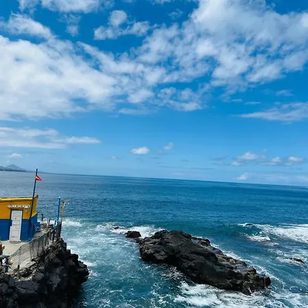 Comfortable Flat Near Canteras Apartment